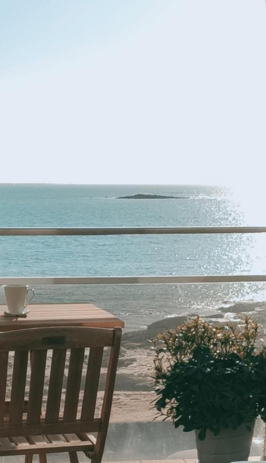 Le 21 Vue Sur Mer Concarneau Bagian luar foto